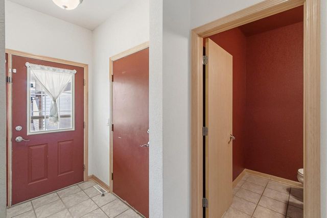 694 CLARDELL Drive, Sun Prairie, WI 53590