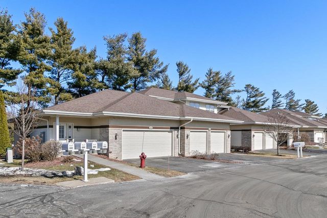 694 CLARDELL Drive, Sun Prairie, WI 53590