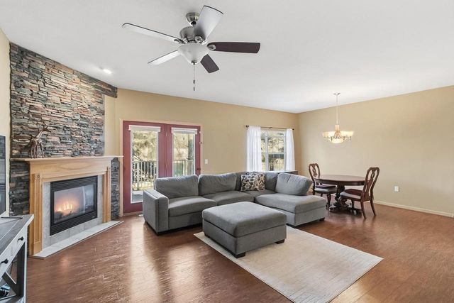 694 CLARDELL Drive, Sun Prairie, WI 53590