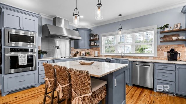4709 Burkart Lane, Orange Beach, AL 36561