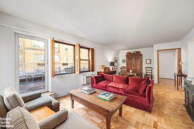 333 E 75th St Apt 12A, New York City, NY 10021