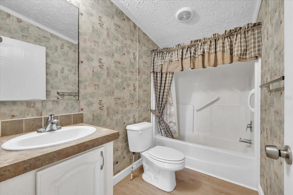 Image 18 of property listing at 2601 CARL AVENUE, Punta Gorda, FL 33950