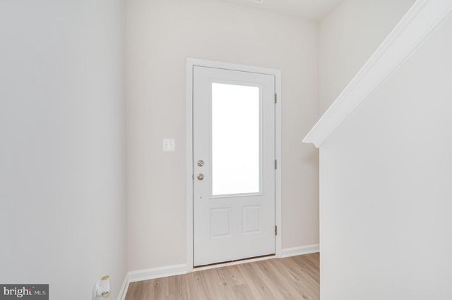 73 CRAMSFORD ST, Falling Waters, WV 25419