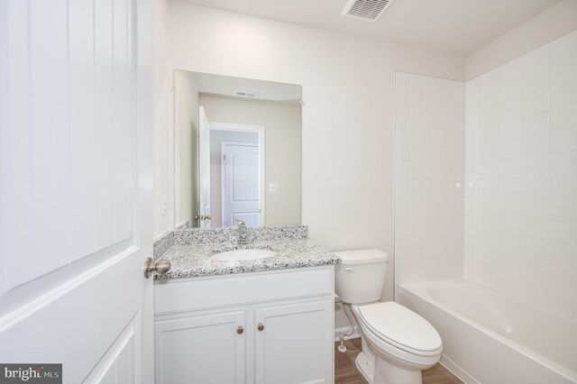 73 CRAMSFORD ST, Falling Waters, WV 25419