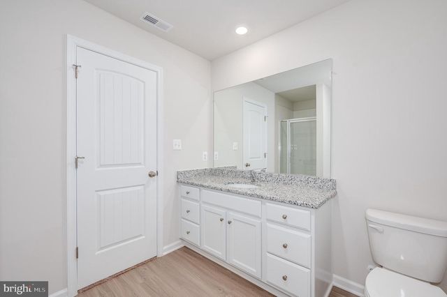 73 CRAMSFORD ST, Falling Waters, WV 25419