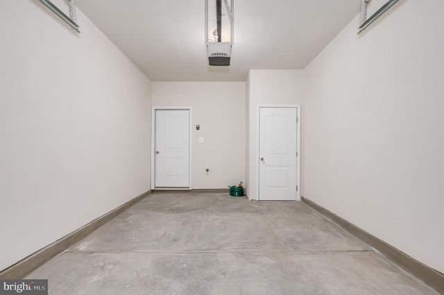 73 CRAMSFORD ST, Falling Waters, WV 25419