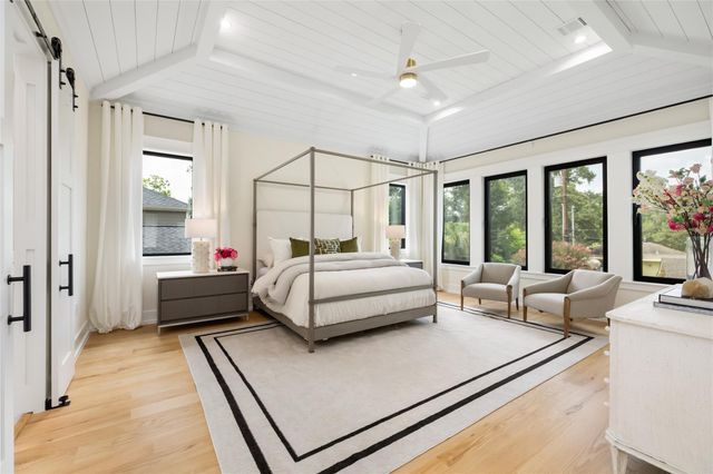 934 W 43rd Street, Houston, TX 77018