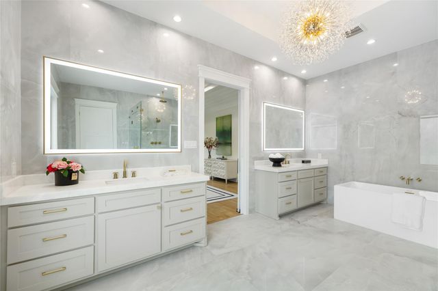 934 W 43rd Street, Houston, TX 77018