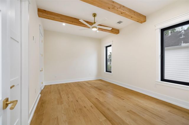 934 W 43rd Street, Houston, TX 77018