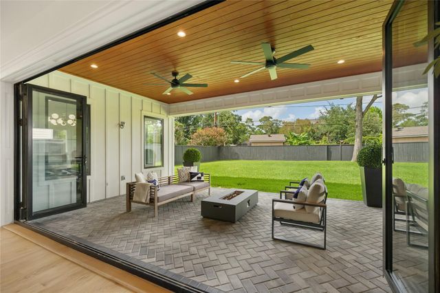 934 W 43rd Street, Houston, TX 77018