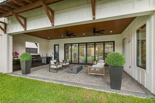 934 W 43rd Street, Houston, TX 77018