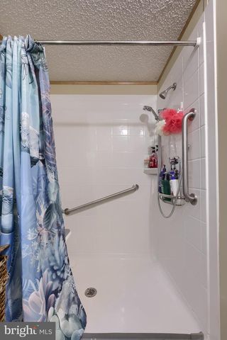 103 JEMFIELD CT, Lancaster, PA 17603