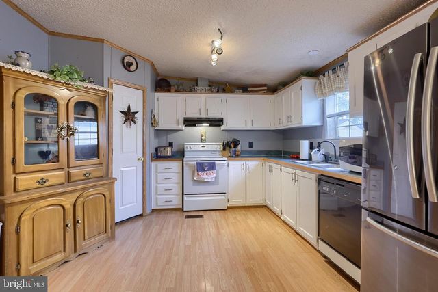 103 JEMFIELD CT, Lancaster, PA 17603