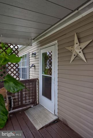 103 JEMFIELD CT, Lancaster, PA 17603