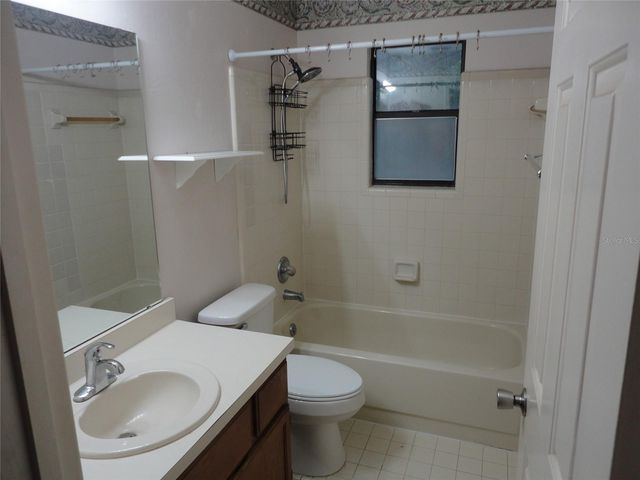 7823 SW 9TH PLACE, Gainesville, FL 32607