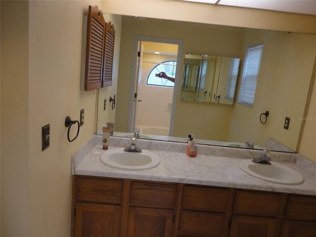 7823 SW 9TH PLACE, Gainesville, FL 32607