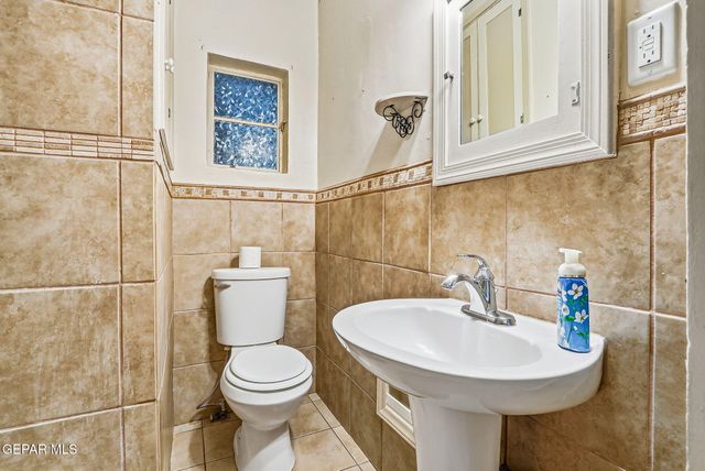 4130 TROWBRIDGE Drive, El Paso, TX 79903