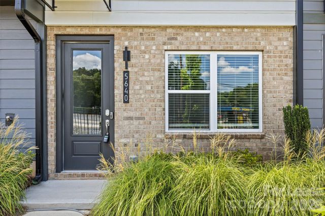 5640 Kingspan Drive, Charlotte, NC 28217