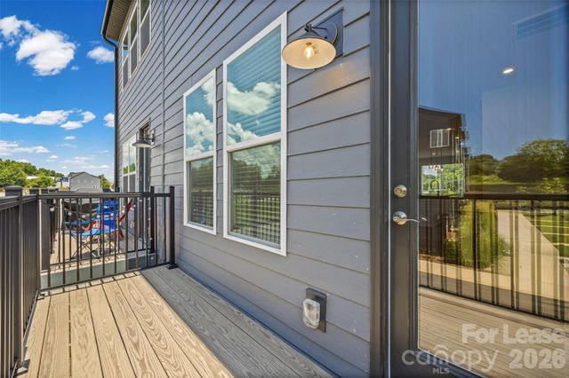 5640 Kingspan Drive, Charlotte, NC 28217