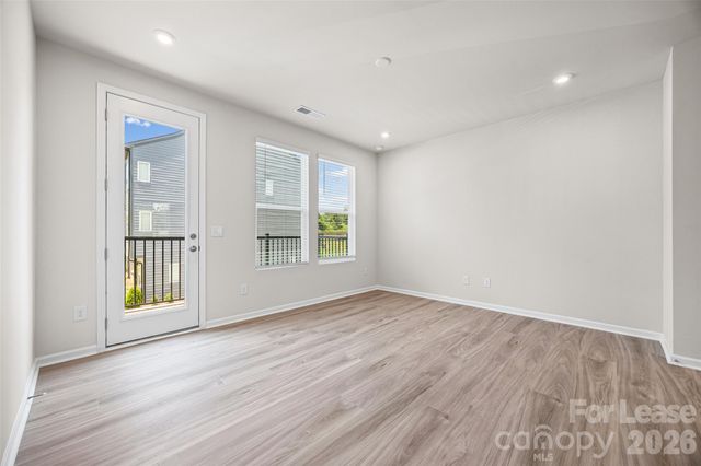 5640 Kingspan Drive, Charlotte, NC 28217