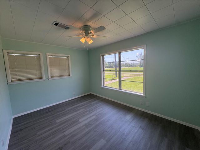 2785 Highway 62 N, Orange, TX 77632