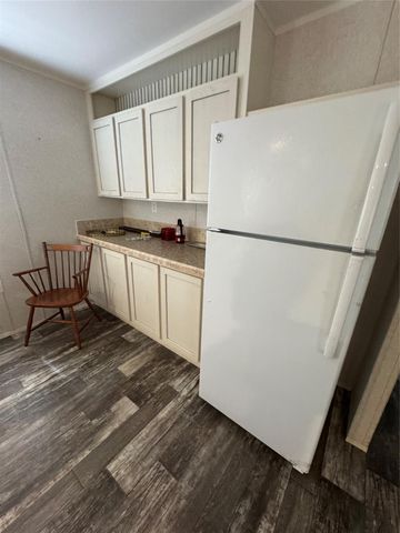 2785 Highway 62 N, Orange, TX 77632