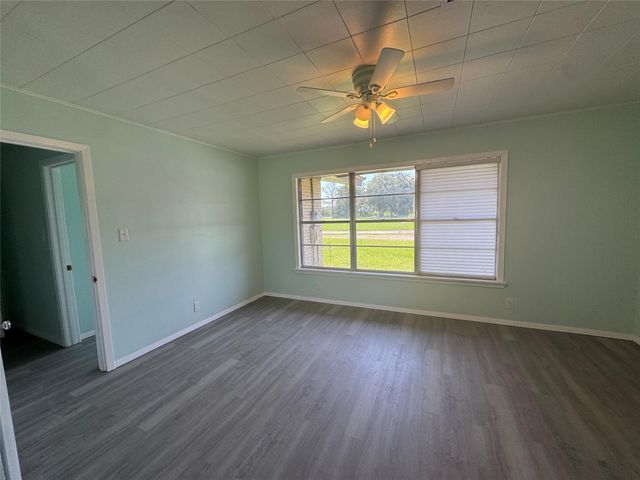 2785 Highway 62 N, Orange, TX 77632