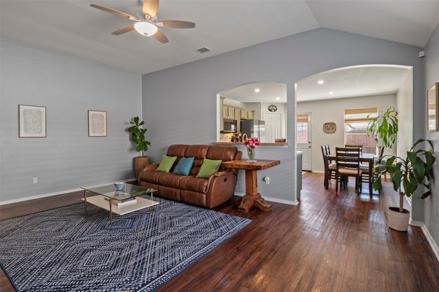 8570 Bearden Lane, Dallas, TX 75227