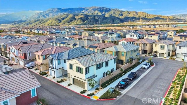 16604 Quince Lane, Fontana, CA 92336