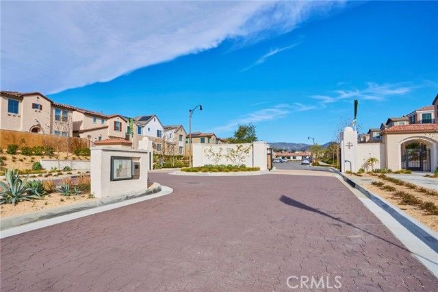 16604 Quince Lane, Fontana, CA 92336