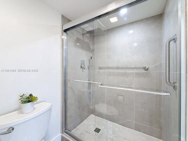 12701 SW 13th St 310F, Pembroke Pines, FL 33027