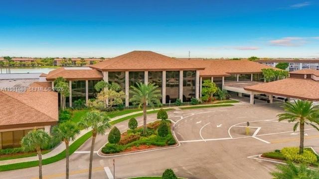 12701 SW 13th St 310F, Pembroke Pines, FL 33027