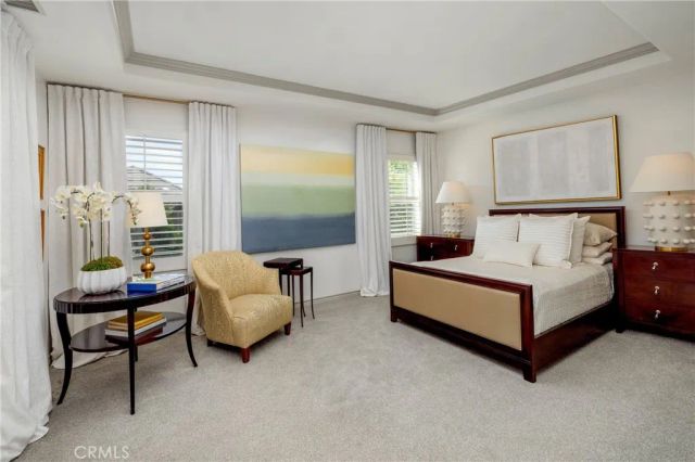 8 Upland, Irvine, CA 92602