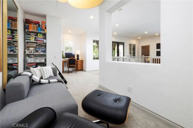 8 Upland, Irvine, CA 92602