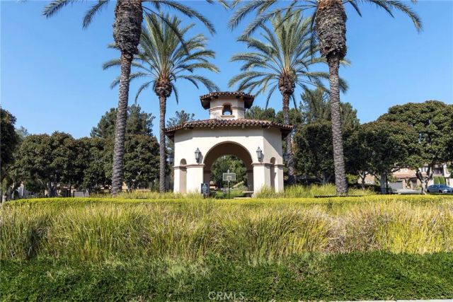 8 Upland, Irvine, CA 92602