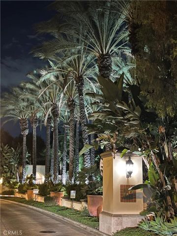 8 Upland, Irvine, CA 92602