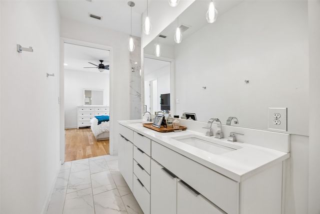 4828 Caxton Court, Dallas, TX 75204