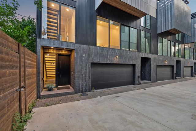 4828 Caxton Court, Dallas, TX 75204