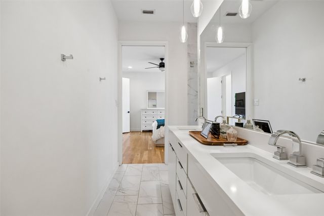 4828 Caxton Court, Dallas, TX 75204