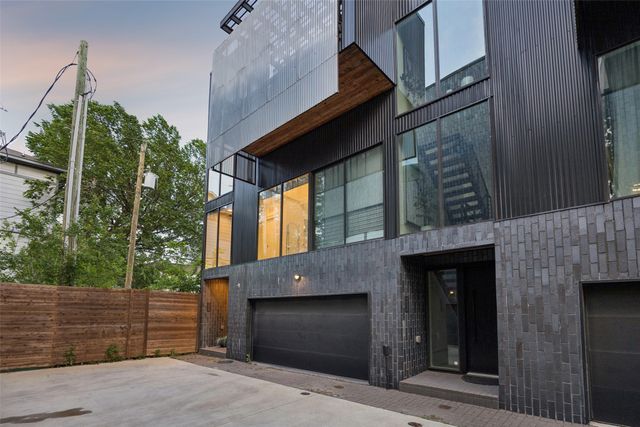 4828 Caxton Court, Dallas, TX 75204