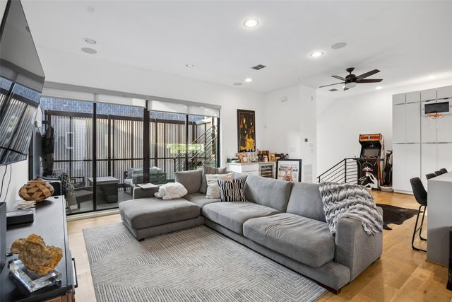 4828 Caxton Court, Dallas, TX 75204