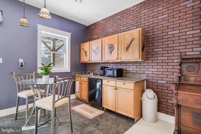 167 WILLIAMS LN, Basye, VA 22810