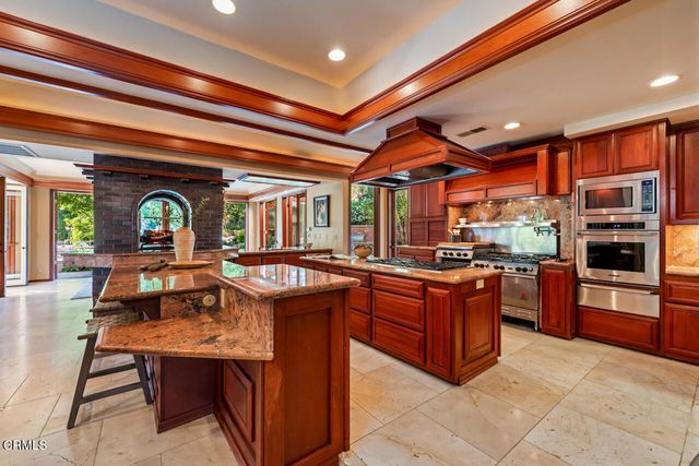 427 Long Canyon Road, Bradbury, CA 91008