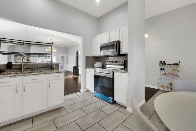 2832 Claremont Drive, Grand Prairie, TX 75052