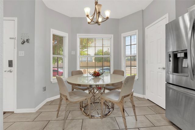 2832 Claremont Drive, Grand Prairie, TX 75052