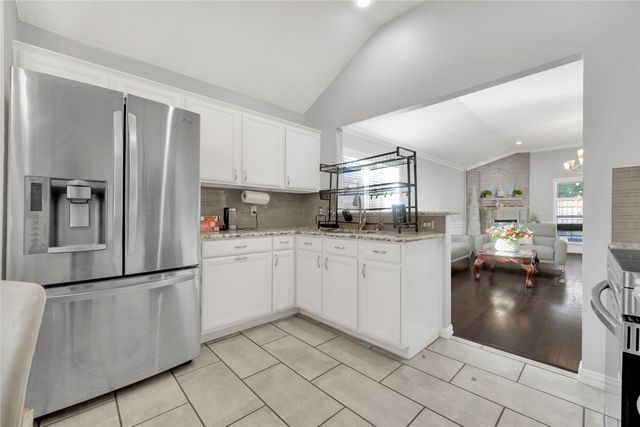 2832 Claremont Drive, Grand Prairie, TX 75052