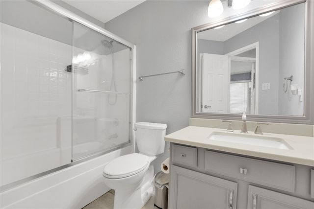 2832 Claremont Drive, Grand Prairie, TX 75052