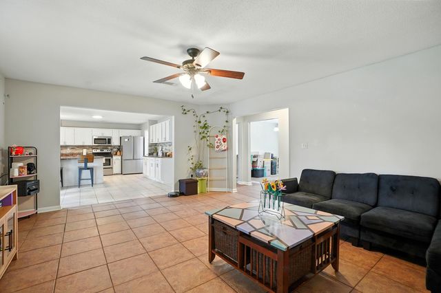 113 Palmetto Drive, Crestview, FL 32539