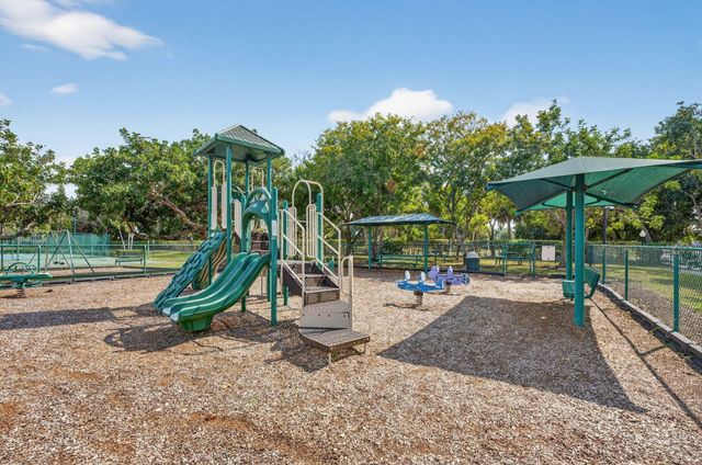 1055 NW 117th Avenue, Coral Springs, FL 33071