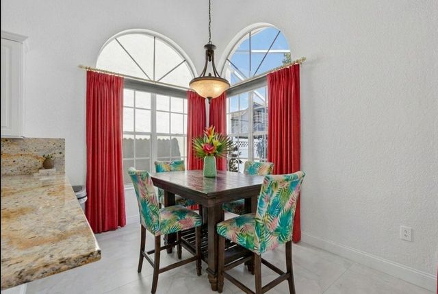 1055 NW 117th Avenue, Coral Springs, FL 33071